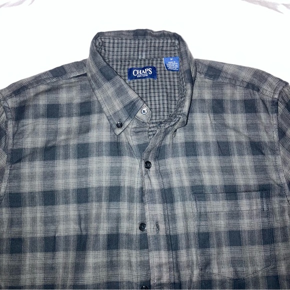 Chaps long sleeve thick button down plaid gray and charcoal EUC size medium - Picture 2 of 5